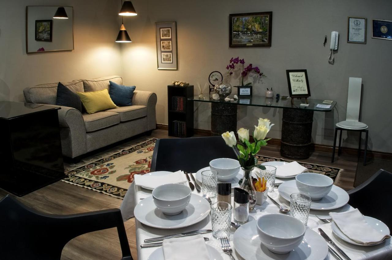 Rest-A-While Guest House - Pretoria-Noord Zewnętrze zdjęcie