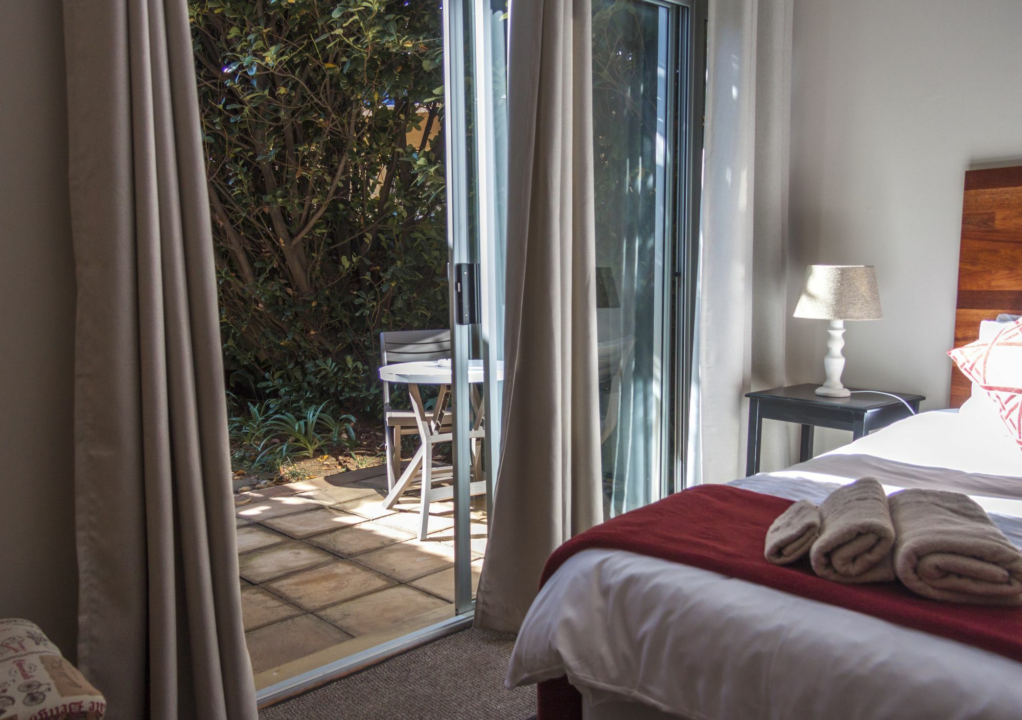 Rest-A-While Guest House - Pretoria-Noord Zewnętrze zdjęcie
