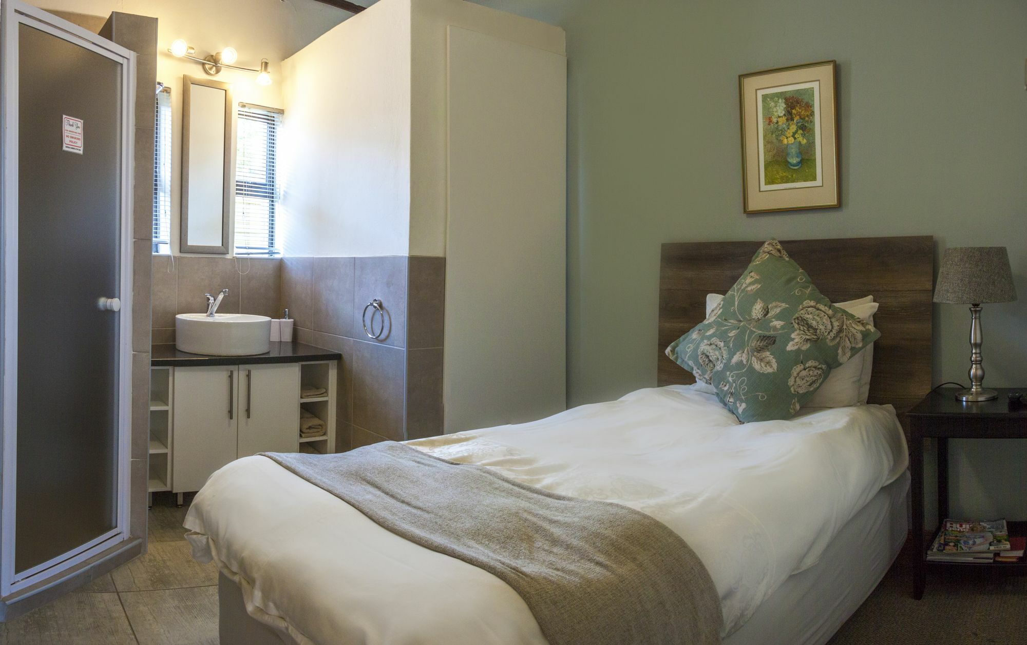 Rest-A-While Guest House - Pretoria-Noord Zewnętrze zdjęcie