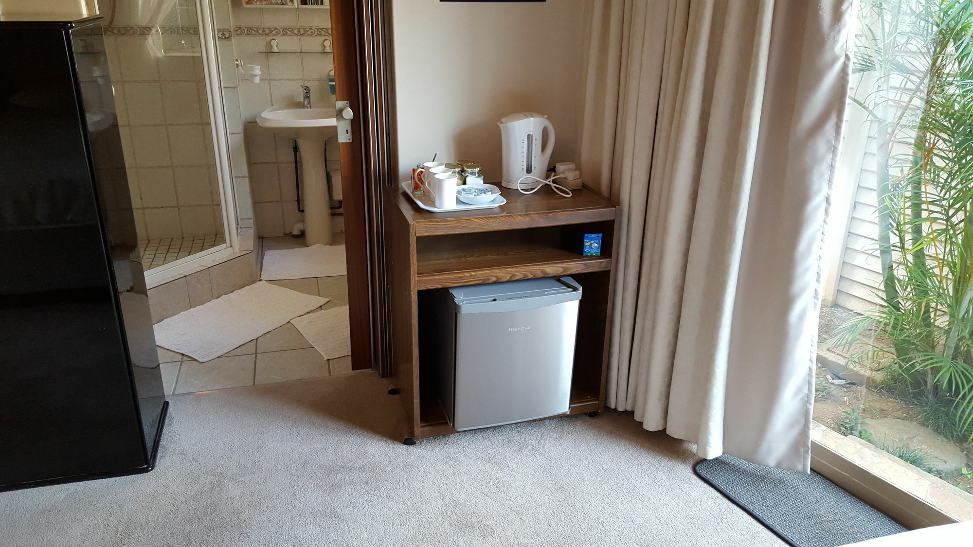 Rest-A-While Guest House - Pretoria-Noord Zewnętrze zdjęcie